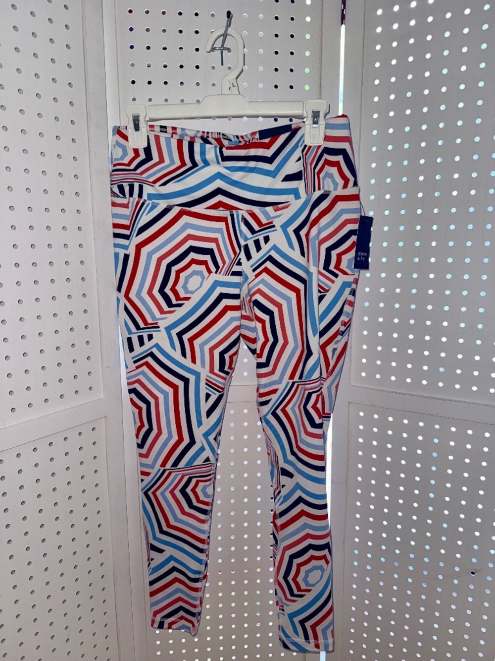 NWT Crown & Ivy Patriotic Geometric Athletic Women's Leggings Size M - Picture 1 of 5